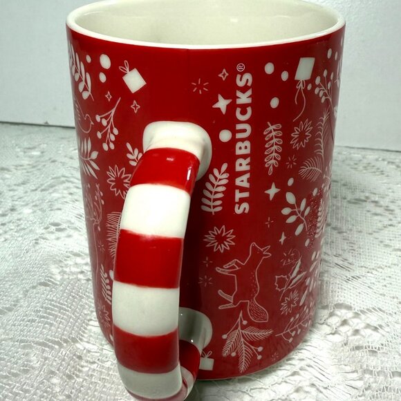 Starbucks 2018 Holiday Red Fox Mug – Snowflakes, Foxes, Reindeer & Birds, 12 OZ - Picture 2 of 4